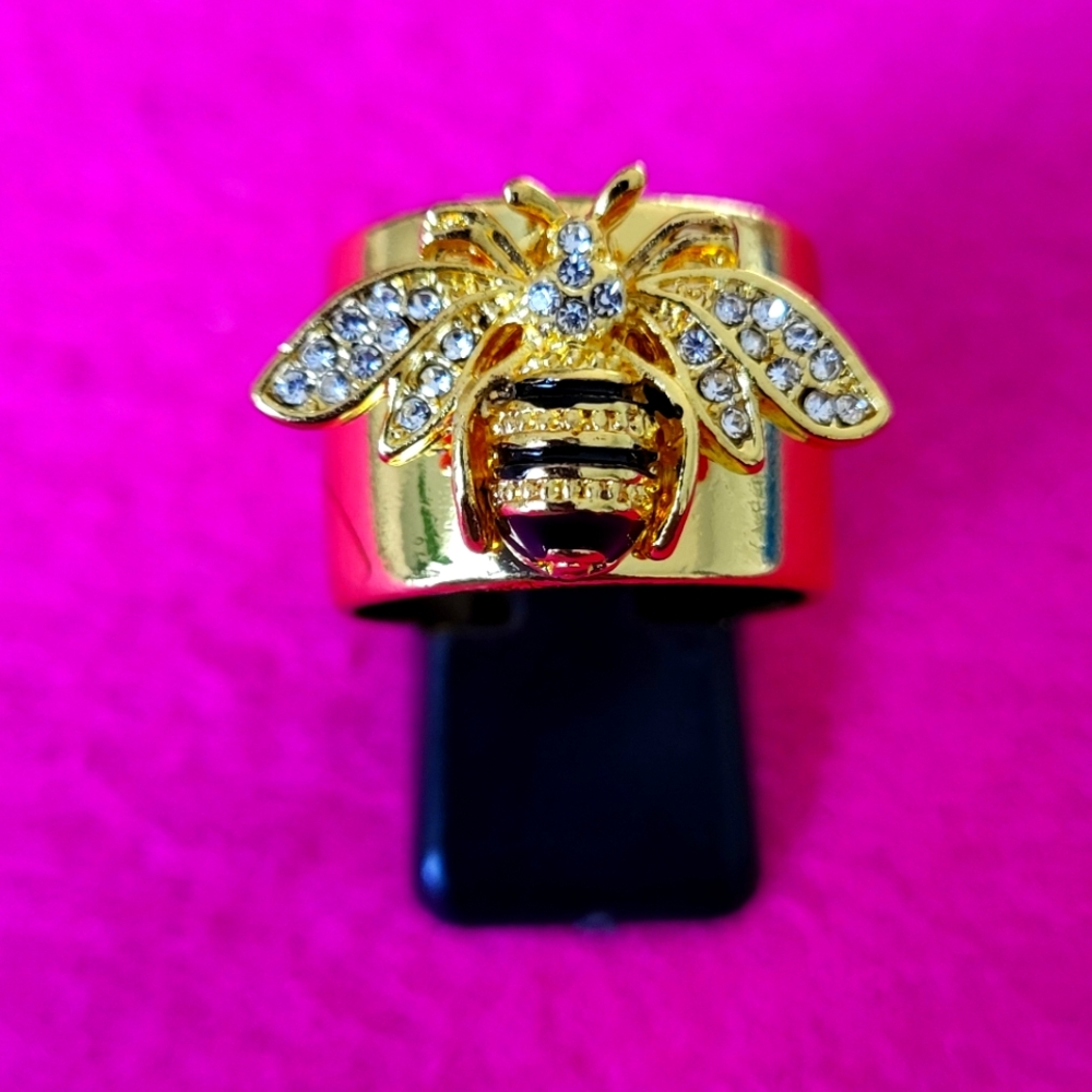 Goldtone  Bee Ring with Crystal Accents Size 9